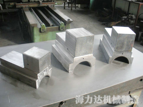 中國二重定做DIV160S-33米重型臥車載重180噸 中國二重定做DIV160S-33米重型臥車載重180噸